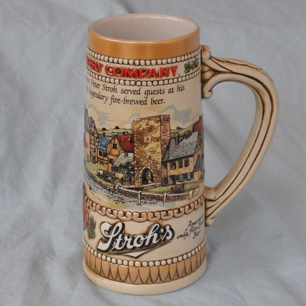 *BOGO mugs* 28 oz vintage stroh's ceramarte brazil beer stein 127620 (w595)